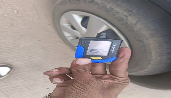 2014 Nissan Sunny XL DIESEL, Diesel, Manual, 1,93,224 km, tyre