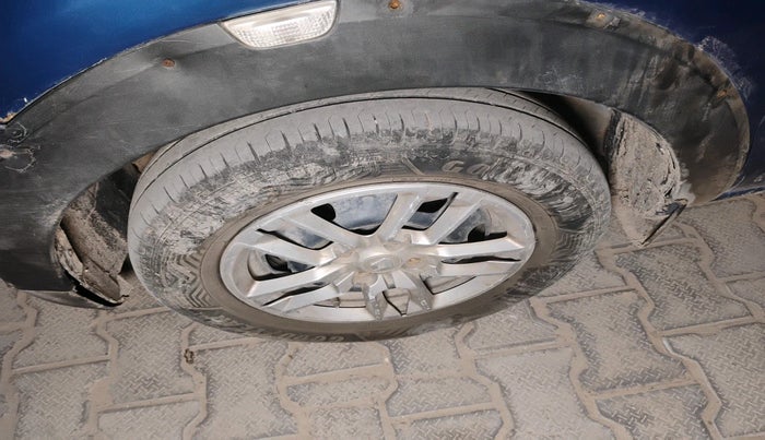 2019 Renault TRIBER RXL MT, Petrol, Manual, 65,561 km, tyre