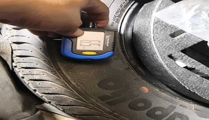 2016 Volkswagen Ameo COMFORTLINE 1.2L, Petrol, Manual, 37,363 km, tyre