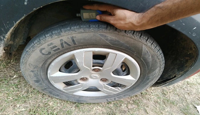 2016 Renault Kwid RXT 0.8, Petrol, Manual, 31,854 km, tyre