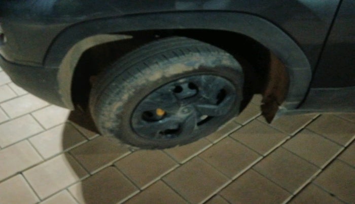 2024 Tata PUNCH ADVENTURE RHYTHM PACK AMT, Petrol, Automatic, 12,571 km, tyre