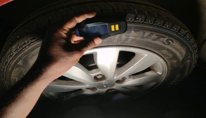 2014 Hyundai i20 SPORTZ 1.4 AT, Petrol, Automatic, 85,649 km, tyre