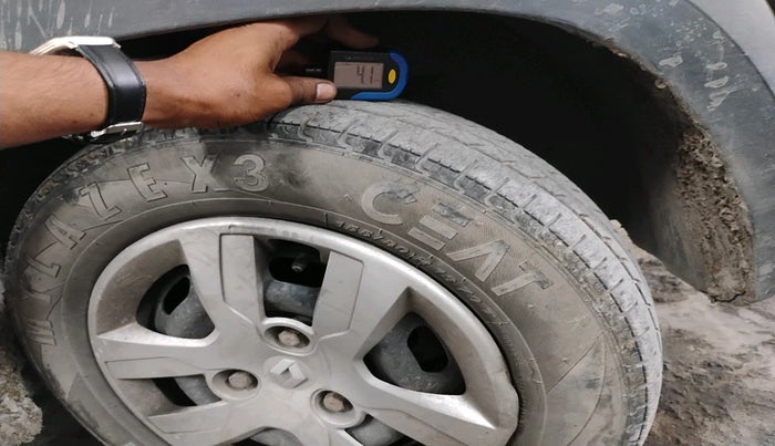 2016 Renault Kwid RXT 0.8, Petrol, Manual, 91,343 km, tyre