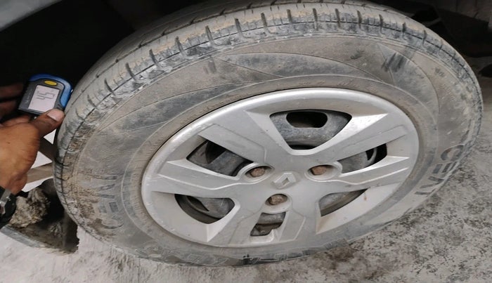 2016 Renault Kwid RXT 0.8, Petrol, Manual, 91,343 km, tyre