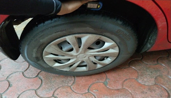 2020 Maruti Swift VXI, Petrol, Manual, 23,660 km, tyre