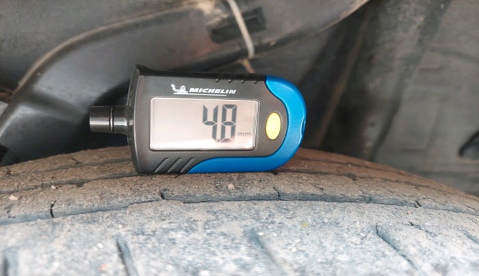 2022 Hyundai VENUE S 1.2, Petrol, Manual, 51,619 km, tyre