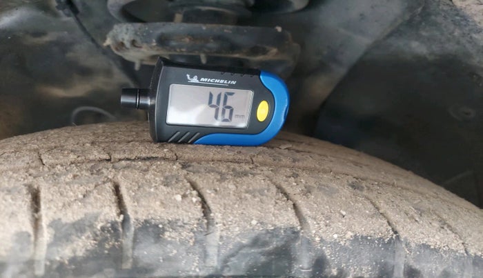 2022 Hyundai VENUE S 1.2, Petrol, Manual, 51,619 km, tyre