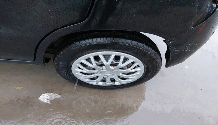 2010 Maruti Zen Estilo LXI, Petrol, Manual, 95,790 km, tyre