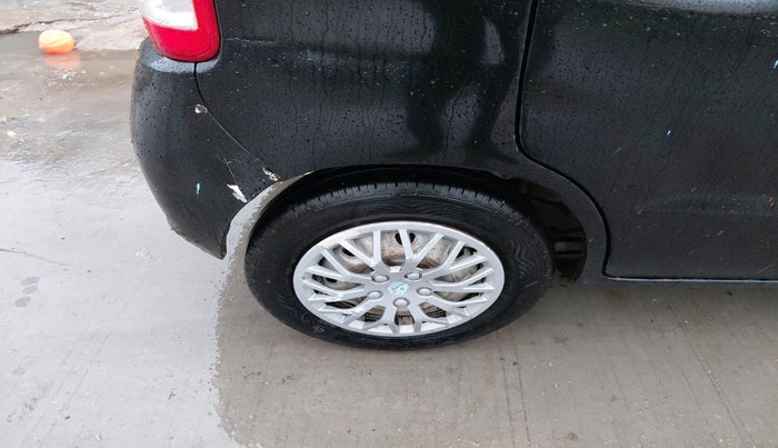 2010 Maruti Zen Estilo LXI, Petrol, Manual, 95,790 km, tyre