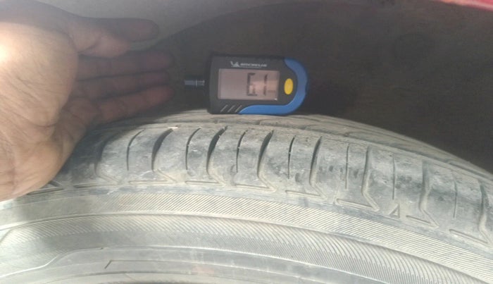 2011 Hyundai i20 MAGNA 1.2, Petrol, Manual, 34,173 km, tyre