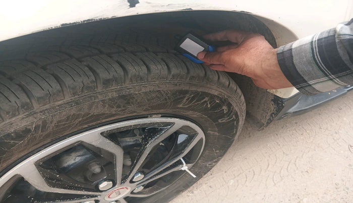 2018 Mahindra Scorpio S7, Diesel, Manual, 78,940 km, tyre