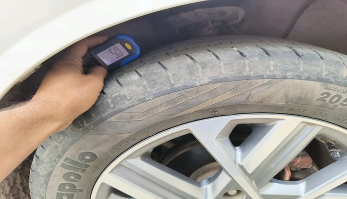 2024 Hyundai Verna SX 1.5 l MPI, Petrol, Manual, 22,867 km, tyre