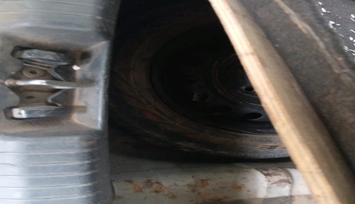 2012 Hyundai i20 SPORTZ 1.4 CRDI, Diesel, Manual, 1,16,929 km, tyre