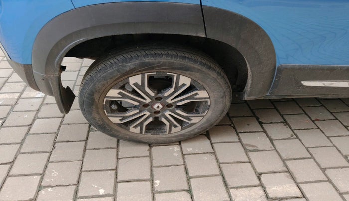 2021 Renault Kiger RXL 1.0 TURBO MT DUAL TONE, Petrol, Manual, 27,038 km, tyre