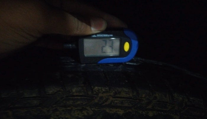 2017 Mahindra XUV500 W6, Diesel, Manual, 1,26,270 km, tyre