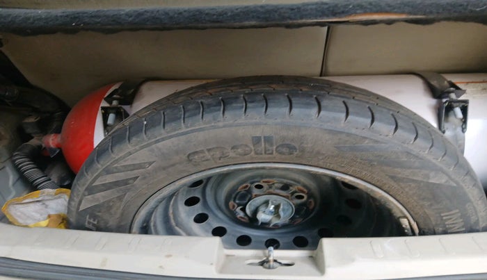 2019 Maruti Celerio VXI CNG, Petrol, Manual, 74,066 km, tyre