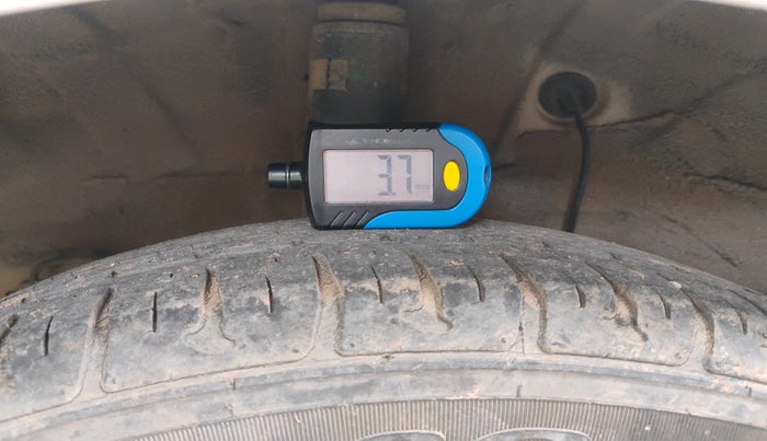 2016 Hyundai Grand i10 ASTA 1.2 KAPPA VTVT, Petrol, Manual, 33,491 km, tyre