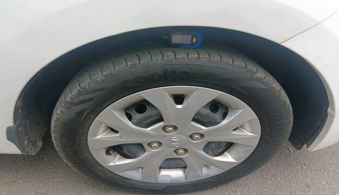 2013 Hyundai Grand i10 MAGNA 1.2 KAPPA VTVT, Petrol, Manual, 69,740 km, tyre