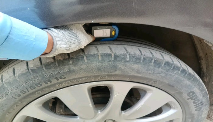 2017 Maruti Baleno ZETA CVT PETROL 1.2, Petrol, Automatic, 64,999 km, tyre