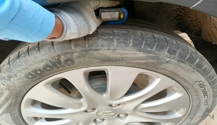 2017 Maruti Baleno ZETA CVT PETROL 1.2, Petrol, Automatic, 64,999 km, tyre