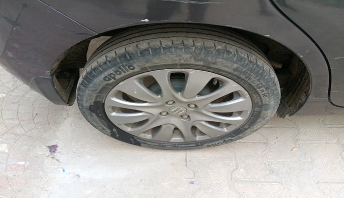 2017 Maruti Baleno ZETA CVT PETROL 1.2, Petrol, Automatic, 64,999 km, tyre