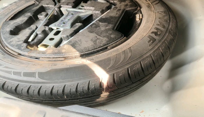 2020 Maruti Vitara Brezza VXI, Petrol, Manual, 44,081 km, tyre