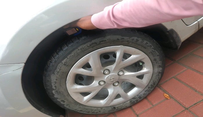 2017 Hyundai Grand i10 SPORTZ (O) 1.2 U2 CRDI, Diesel, Manual, 63,863 km, tyre