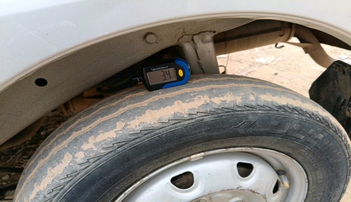 2019 Maruti Eeco 5 STR WITH A/C+HTR, Petrol, Manual, 63,343 km, tyre