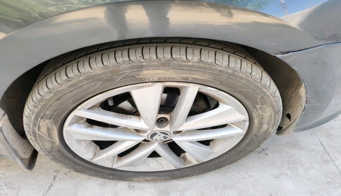 2017 Skoda Rapid STYLE 1.5 TDI, Diesel, Manual, 1,27,174 km, tyre