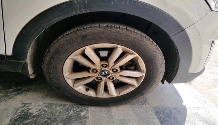 2017 Hyundai Creta S PLUS 1.6 AT DIESEL, Diesel, Automatic, 96,566 km, tyre