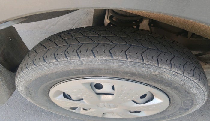 2020 Maruti Eeco 5 STR WITH A/C+HTR, Petrol, Manual, 63,170 km, tyre