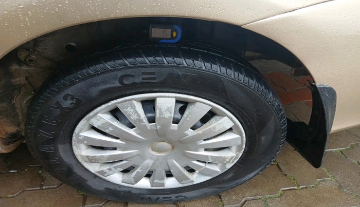 2011 Toyota Etios GD, Diesel, Manual, 1,49,147 km, tyre