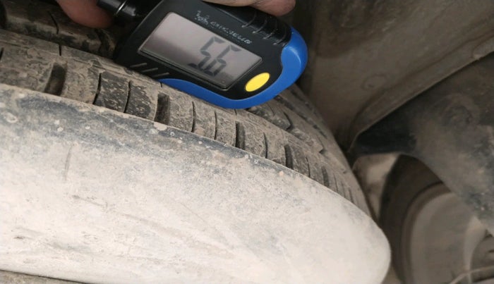 2019 Nissan Kicks XV DIESEL, Diesel, Manual, 1,36,274 km, tyre