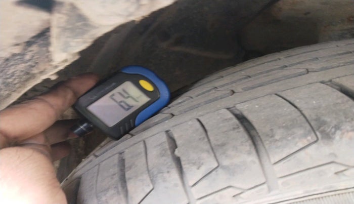 2019 Nissan Kicks XV DIESEL, Diesel, Manual, 1,36,274 km, tyre