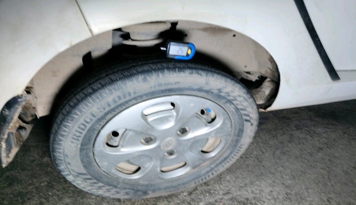 2015 Tata Nano TWIST XTA, Petrol, Automatic, 47,296 km, tyre