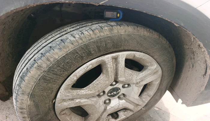 2023 KIA SONET HTK 1.2 PETROL MT, Petrol, Manual, 40,219 km, tyre