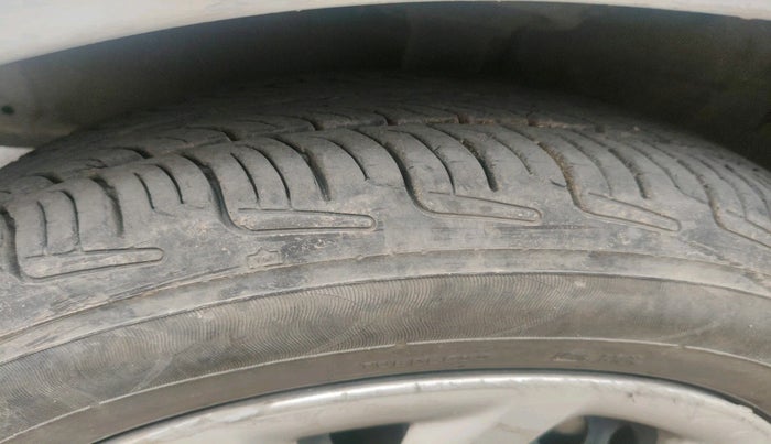 2019 Hyundai Grand i10 SPORTZ 1.2 KAPPA VTVT, Petrol, Manual, 71,690 km, tyre