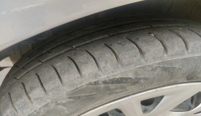 2019 Hyundai Grand i10 SPORTZ 1.2 KAPPA VTVT, Petrol, Manual, 71,690 km, tyre