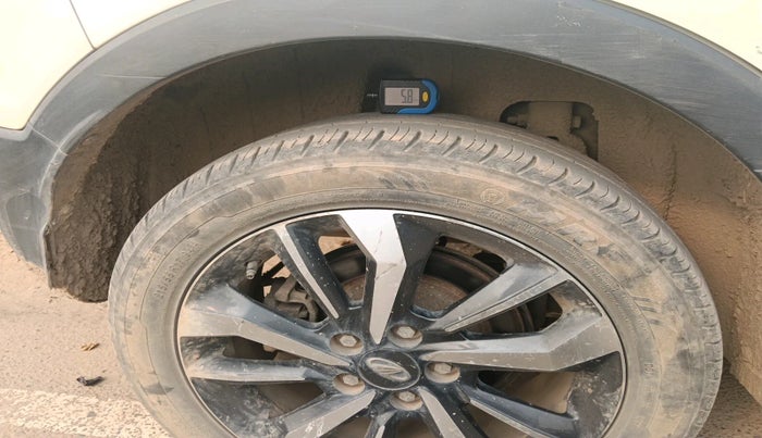 2020 Mahindra XUV300 W8 (O) 1.5 DIESEL, Diesel, Manual, 96,696 km, tyre