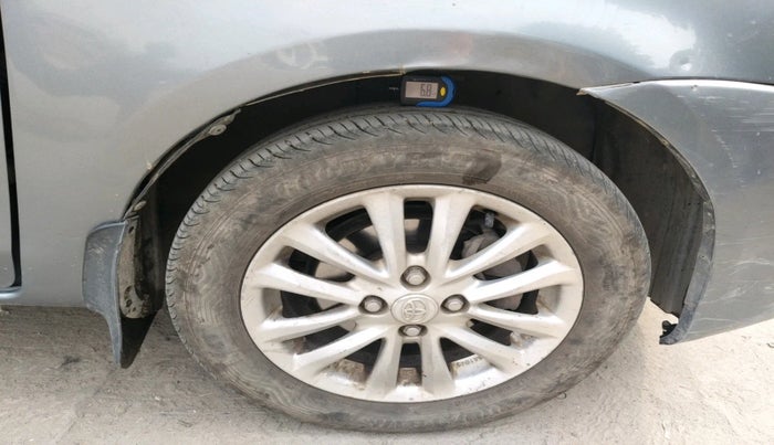 2013 Toyota Etios G, Petrol, Manual, 1,30,277 km, tyre