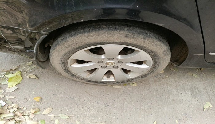 2013 Skoda Superb ELEGANCE 1.8 TSI AT, Petrol, Automatic, 81,484 km, tyre