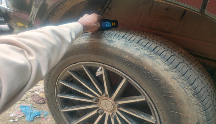 2017 Mahindra Scorpio S10 1.99 INTELLI-HYBRID, Diesel, Manual, 2,00,686 km, tyre