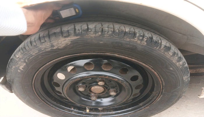 2017 Maruti Wagon R 1.0 VXI, Petrol, Manual, 87,515 km, tyre