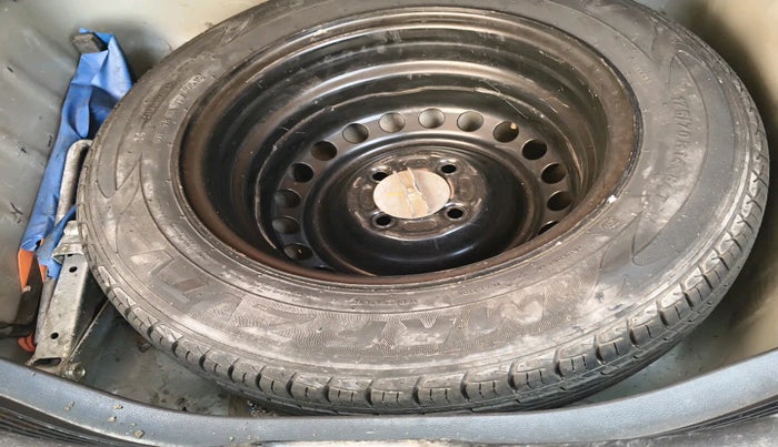 2016 Honda Jazz 1.2L I-VTEC V, Petrol, Manual, 51,134 km, tyre