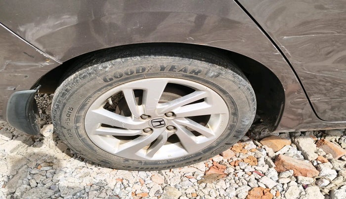 2016 Honda Jazz 1.2L I-VTEC V, Petrol, Manual, 51,134 km, tyre