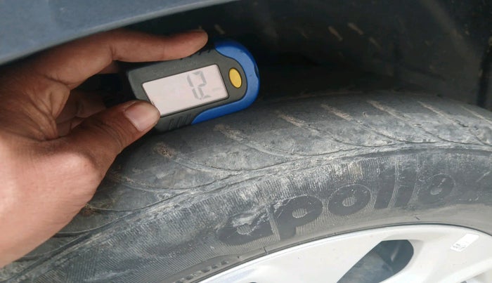 2017 Ford Figo Aspire TITANIUM 1.2 PETROL, Petrol, Manual, 67,974 km, tyre