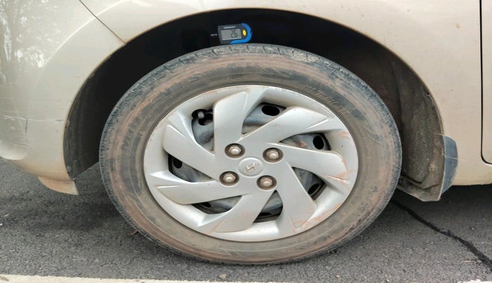 2022 Hyundai NEW SANTRO SPORTZ AMT, Petrol, Automatic, 19,936 km, tyre