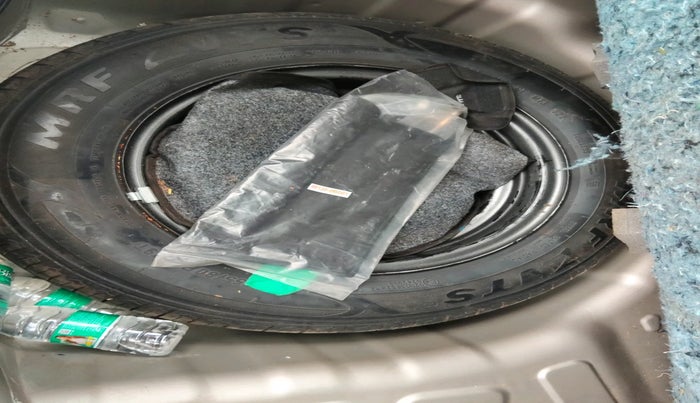 2022 Hyundai NEW SANTRO SPORTZ AMT, Petrol, Automatic, 19,936 km, tyre