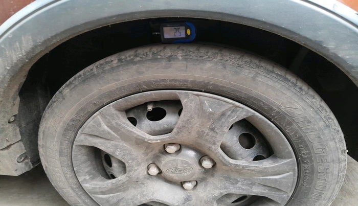 2018 Ford FREESTYLE TREND 1.5 DIESEL, Diesel, Manual, 1,03,810 km, tyre