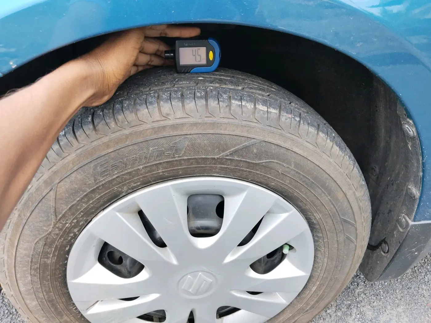 2012 Maruti Swift Dzire VXI, Petrol, Manual, 14,780 km, tyre